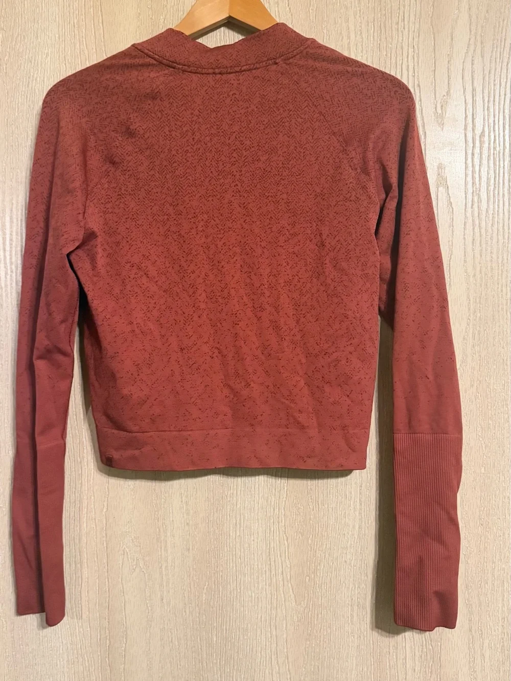 lululemon athletica breathable quarter